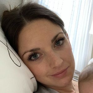 Meet your Posher, Antonia